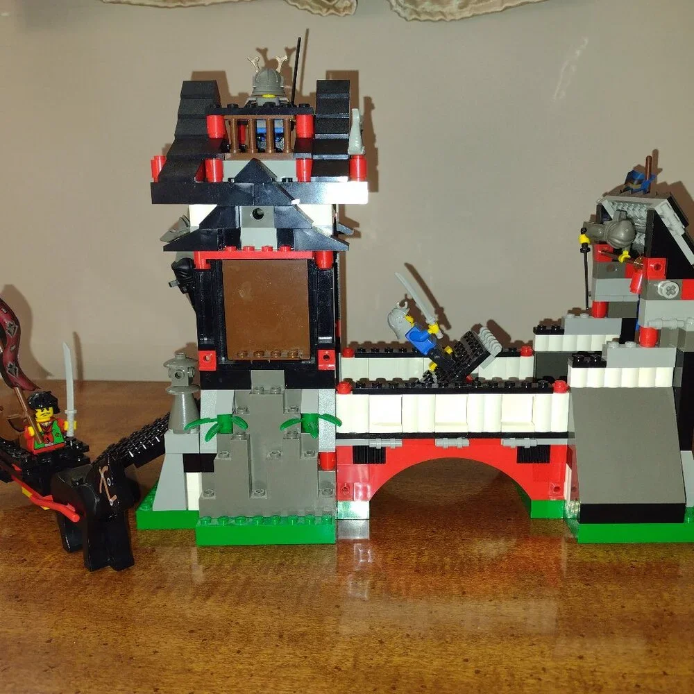 Lego Ninja Stone Tower Bridge, Castle, w original box and instructions, retired - Picture 9 of 16